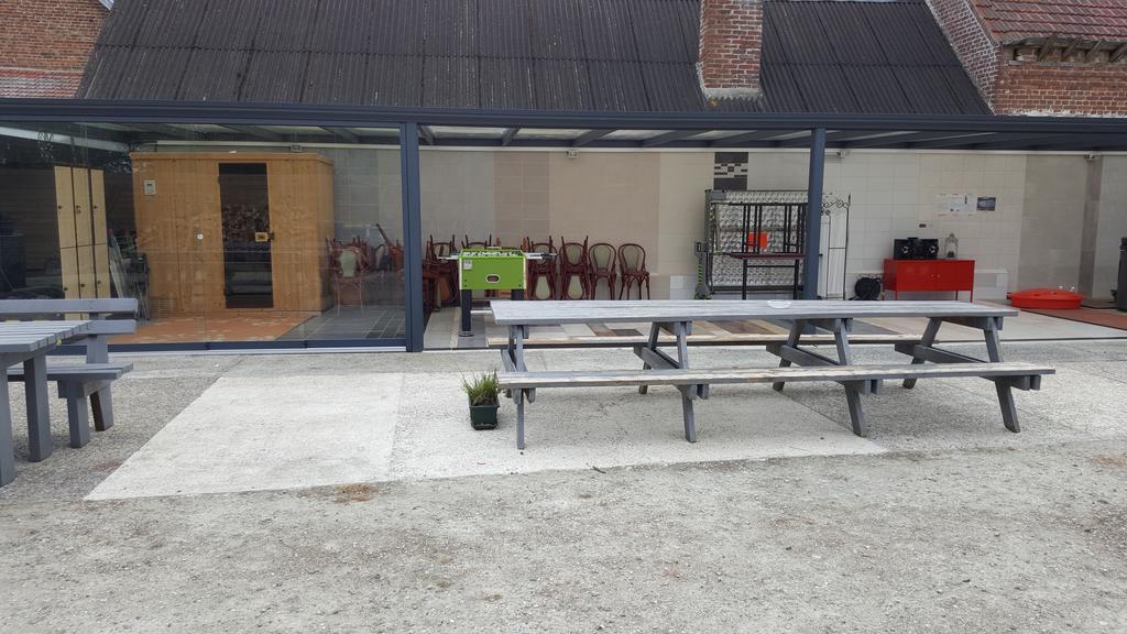 Chambres Individuelles Avec Cuisine Commune Tilloloy Exterior foto